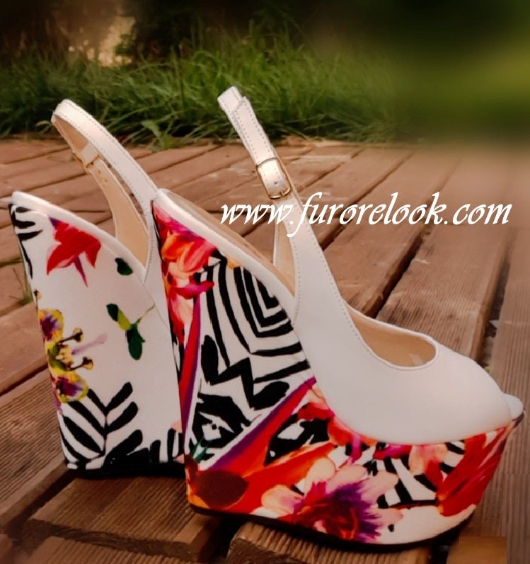 Numero 35-37- Made in Italy - Zeppe 15 cm Modello Cassandra