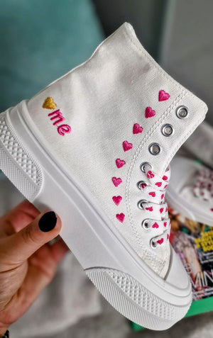 Sneakers bianche cuori rosa - codice V31