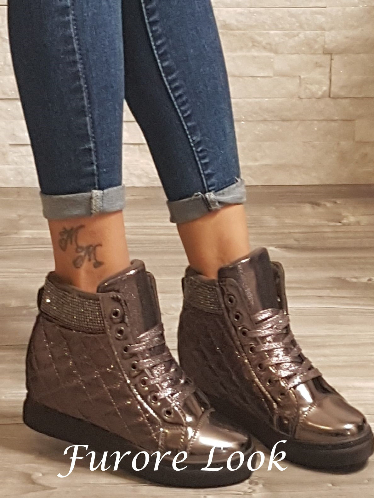 Sneakers colore grigio AN9325 solo numero 38